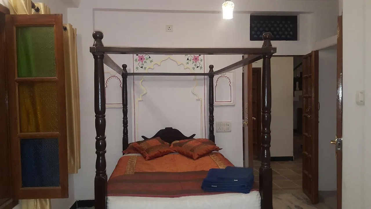 Hari Niwas Guest House Udaipur 3*,